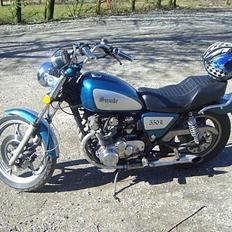 Suzuki GS 550L
