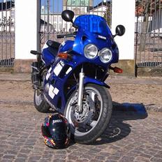 Yamaha FZR600 (SOLGT)