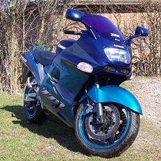 Kawasaki ZZR 1100