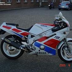 Yamaha FZR (Solgt)