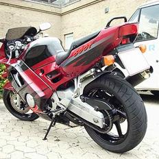 Honda CBR600F2
