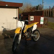 Suzuki rm250