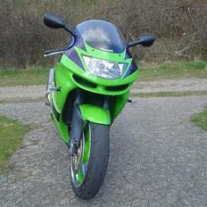 Kawasaki ZX6R