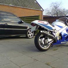 Suzuki GSX-R  (SOLGT)