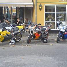 Suzuki GSX-R  (SOLGT)