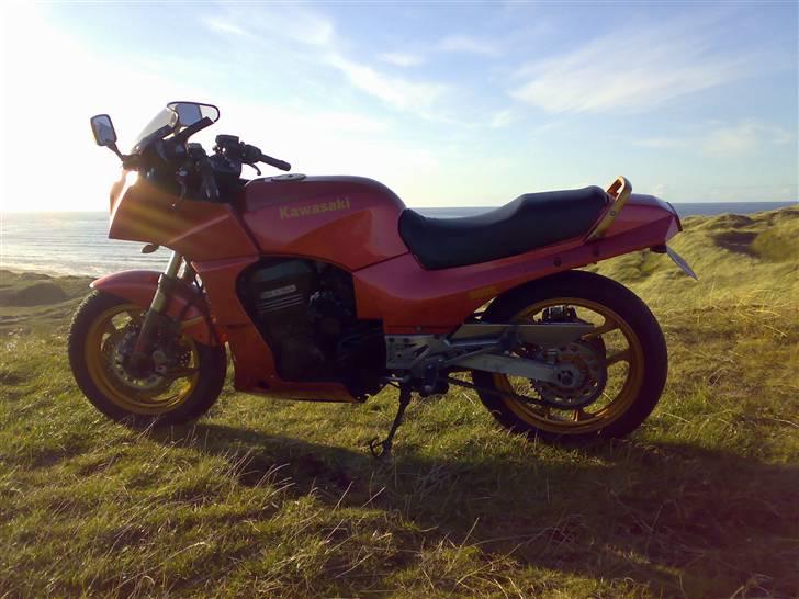 Kawasaki GPz 900r Ninja "Solgt" - Venstre side.. billede 5