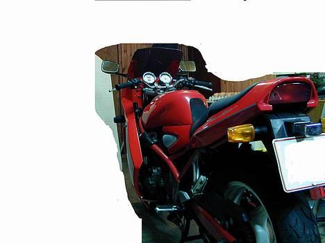 Suzuki GSF 400 Bandit billede 2