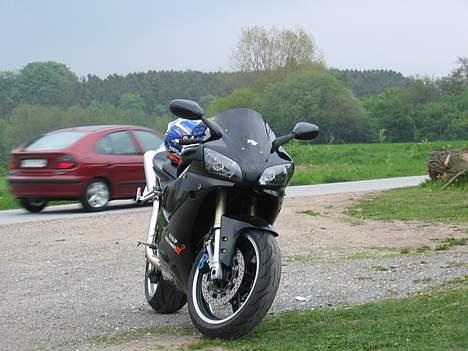 Yamaha R1 '''solgt''' billede 4