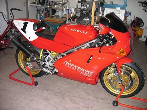 Ducati 888 billede 10