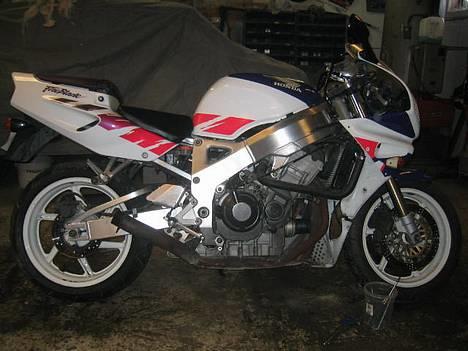 Honda cbr 900 fireblade billede 4