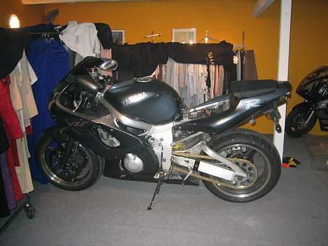 Yamaha YZF R6 billede 7