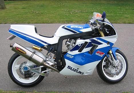 Suzuki gsxr 750 (solgt) - Jubii min cykel blev endelig færdig :) billede 1