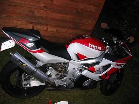 Yamaha r6- SOLGT! billede 7