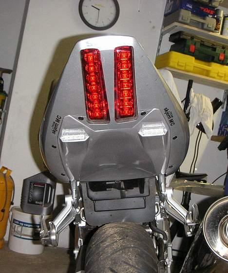 Suzuki SV650S k3 -[SOLGT]- - Undertail fra Hotbodies Racing monteret. billede 10