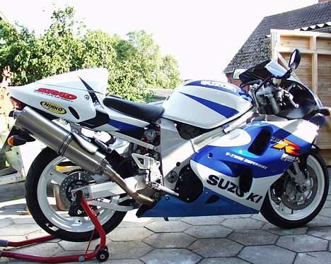 Suzuki TL1000R - Min TL1000 Med G-pack og Leo Venci potter billede 1