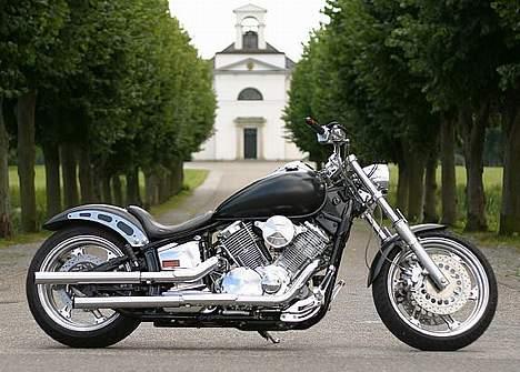 Yamaha XVS 1100 Custom billede 10