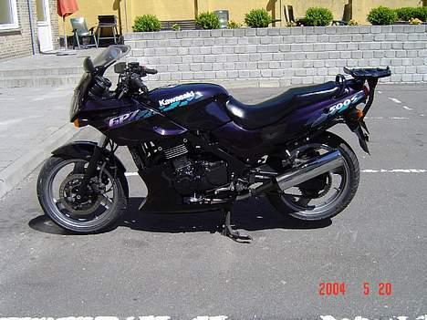 Kawasaki GPZ 500 S billede 7