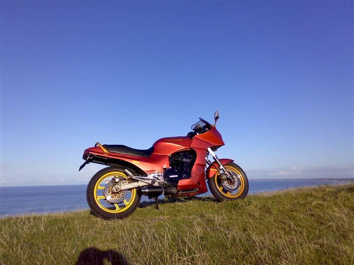 Kawasaki GPz 900r Ninja "Solgt" - Spec.. billede 9