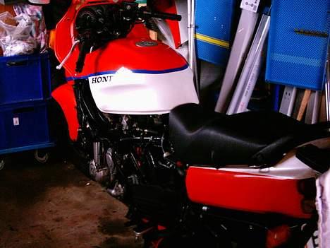 Honda CBR 1000 F SC21 billede 2