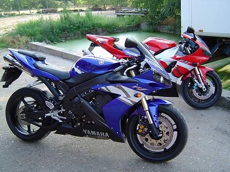 Yamaha R1 billede 7