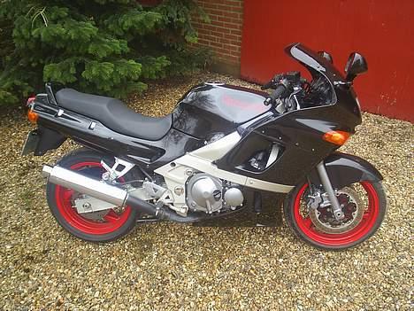 Kawasaki ZZR600 billede 3