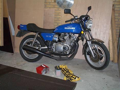 Suzuki gs 750 ( Solgt ) - før billede 2