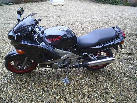 Kawasaki ZZR600 billede 7