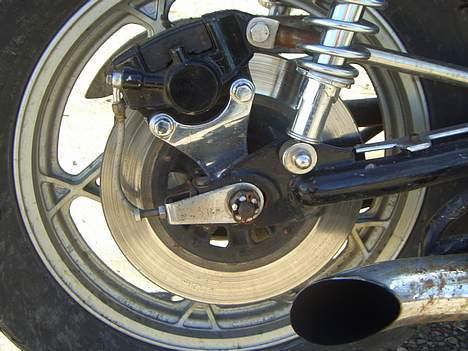 Suzuki GS 550L billede 10