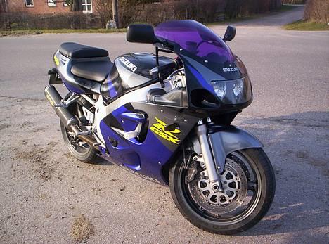Suzuki gsxr600 billede 1