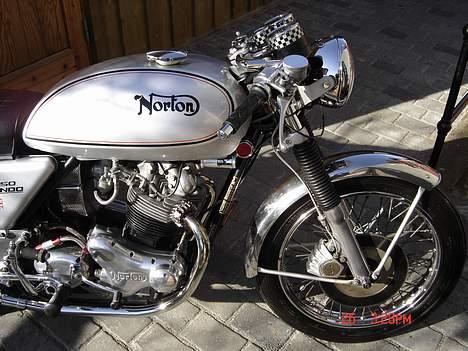 Norton Commando 850 MK1 billede 2