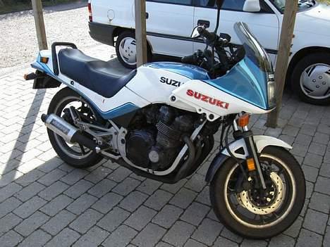 Suzuki GSX 550 ED *SOLGT* - Så er toppen af fuldkåben monteret, og bunden er på vej fra Tyskland. billede 5