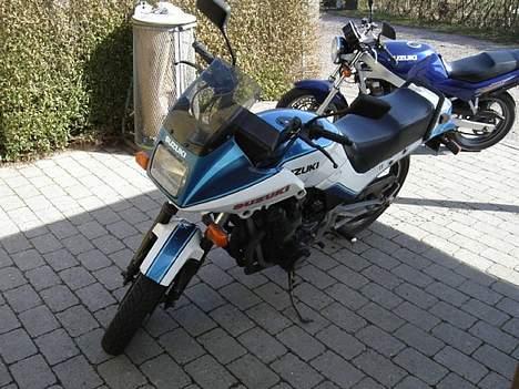 Suzuki GSX 550 ED *SOLGT* - Så er toppen af fuldkåben monteret, og bunden er på vej fra Tyskland. billede 6