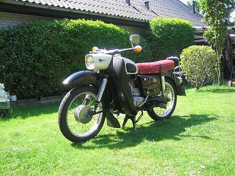 MZ es 150 - Se hvor flot hun dog er! billede 3
