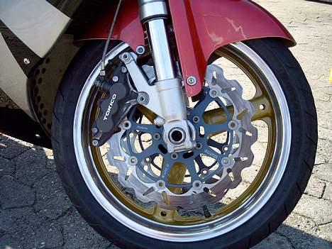 Suzuki gsx-r 600 (solgt) - wave og poleret kant billede 2