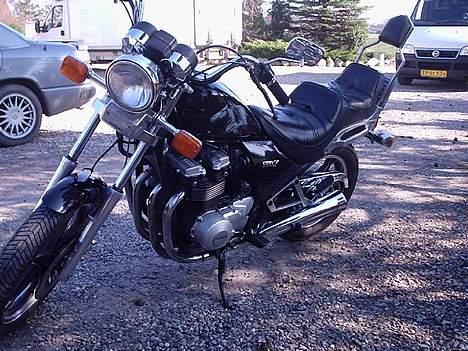 Suzuki 550 L billede 4