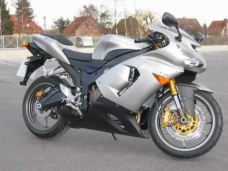 Kawasaki zx6r 636 billede 4