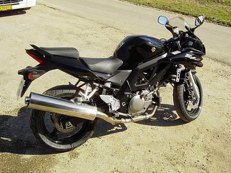Suzuki SV650S K5 (SOLGT) billede 1