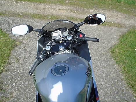 Yamaha YZF R6 billede 4