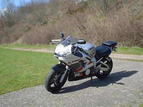 Yamaha YZF R6 billede 7