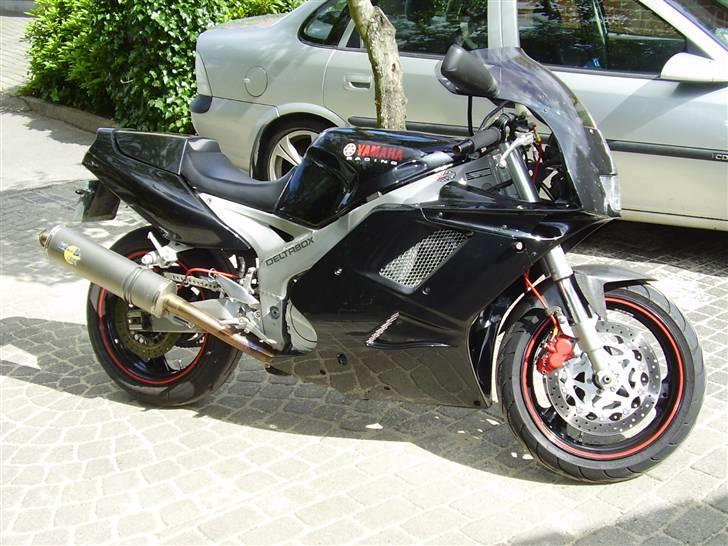 Yamaha FZR 1000 EXUP billede 1