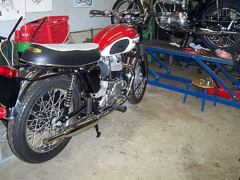 Triumph T120R Bonneville billede 2
