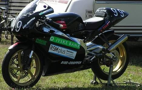 Aprilia RS 125 billede 2