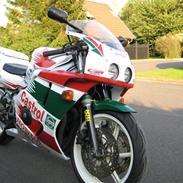 Honda CBR 400 RR