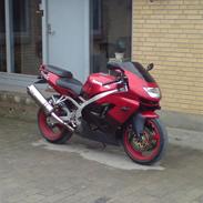 Kawasaki zx9r til salg