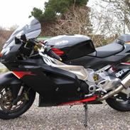 Aprilia RSV 1000 R "Solgt"