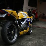 Honda VFR 400R