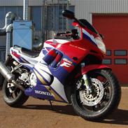 Honda cbr600 f3