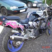 Suzuki GSX 750 R *solgt*