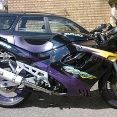 Suzuki GSX 600 F solgt.