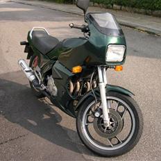 Yamaha XJ 900